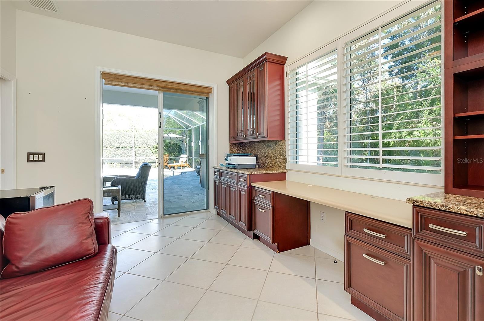 EDGEWATER VILLAGE SP B UN 1 - Residential