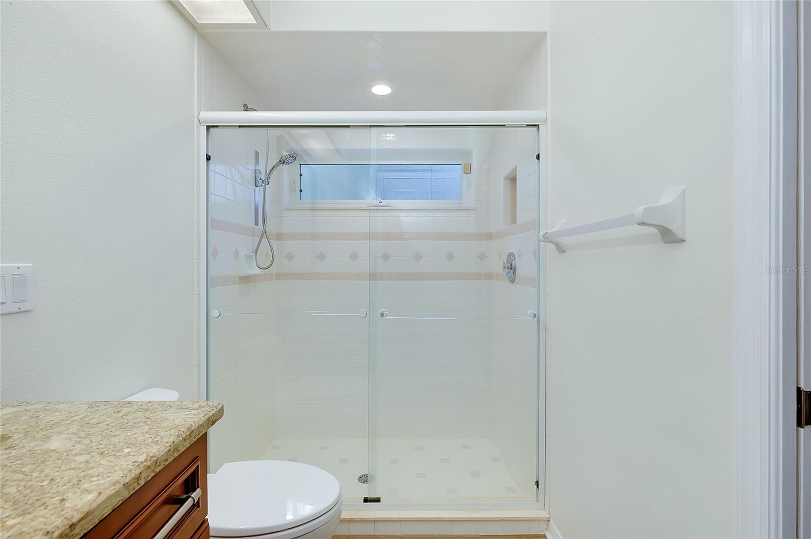 EDGEWATER VILLAGE SP B UN 1 - Residential