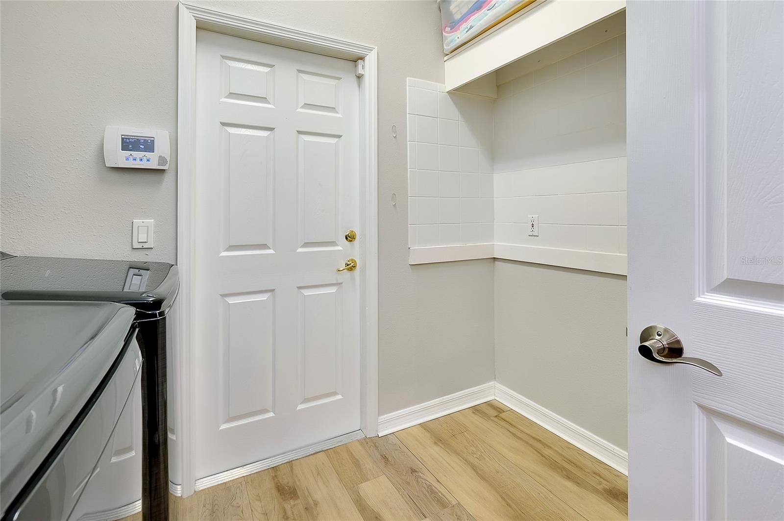 EDGEWATER VILLAGE SP B UN 1 - Residential