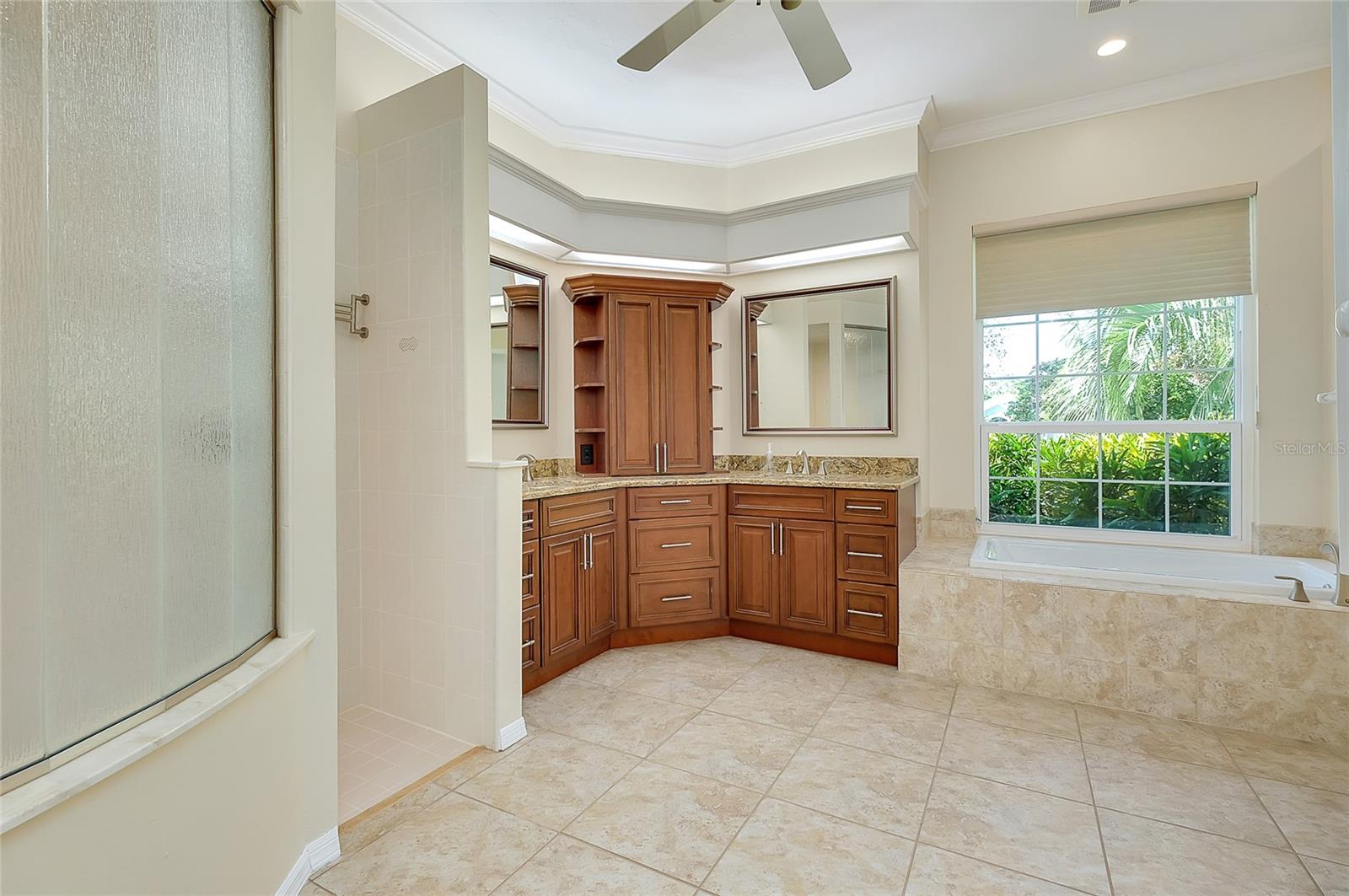 EDGEWATER VILLAGE SP B UN 1 - Residential