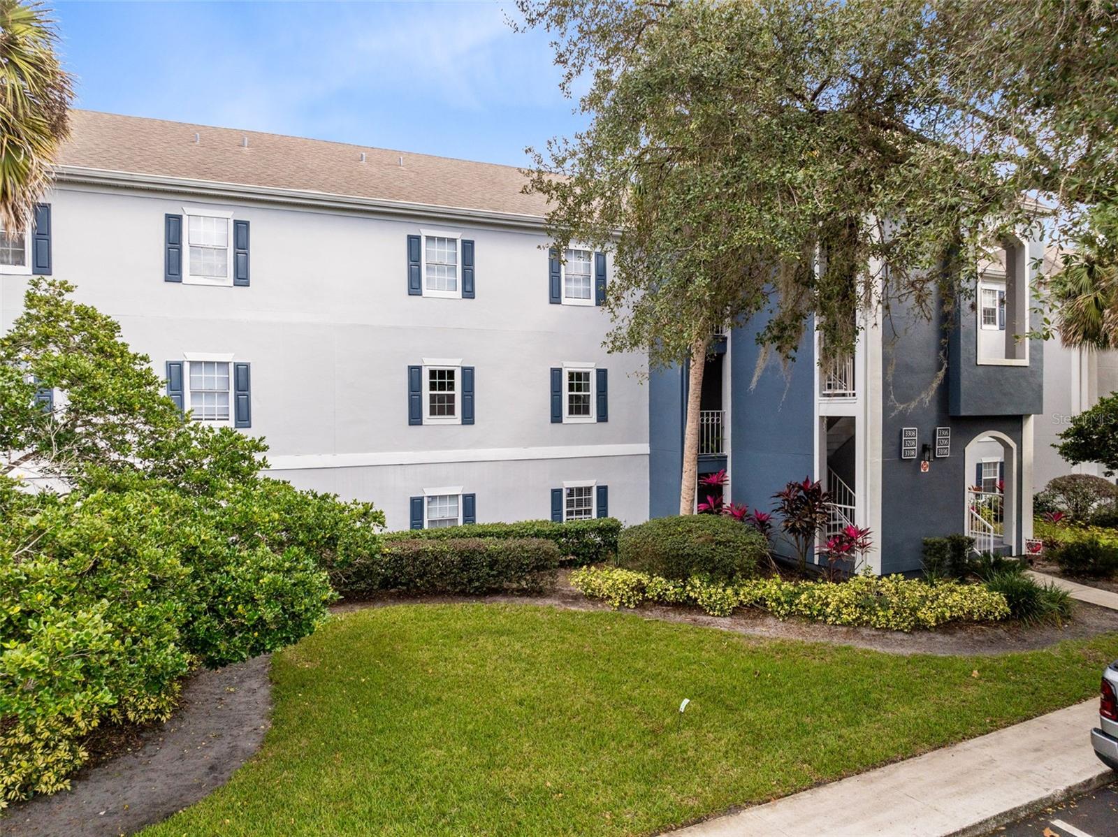 CLUBSIDE AT SABAL POINT A CONDO - Residential