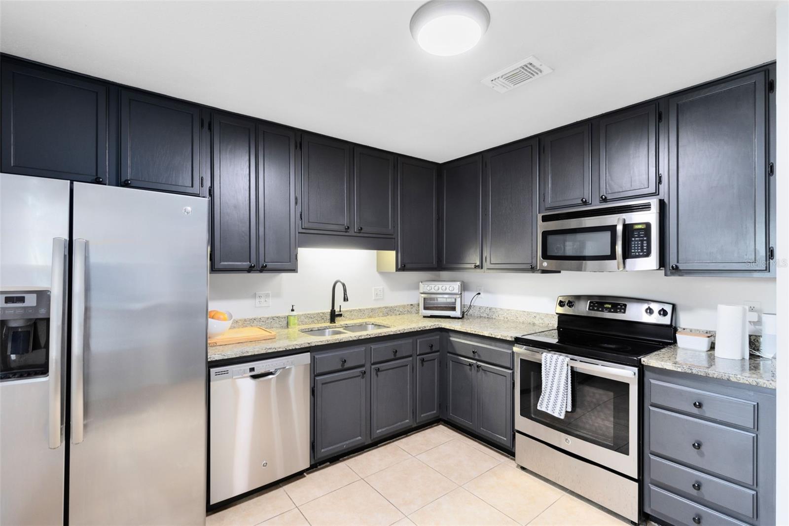 CLUBSIDE AT SABAL POINT A CONDO - Residential