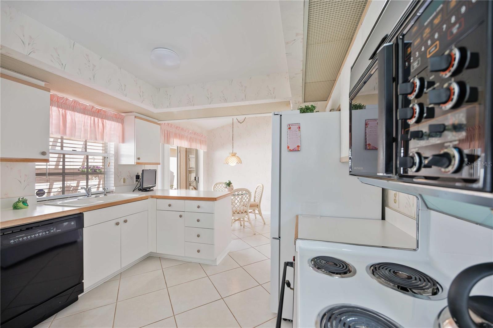 MEADOWS THE - Residential