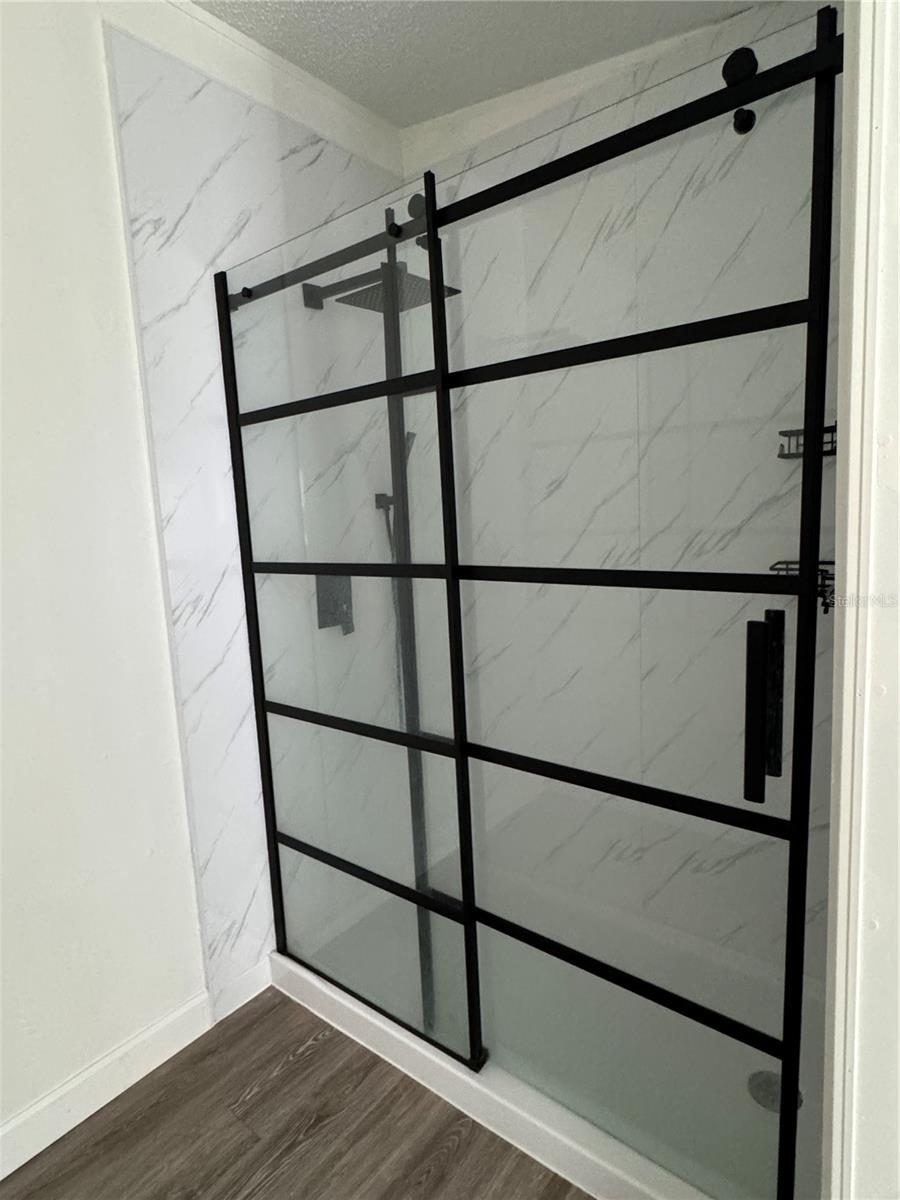 VILLAGE-LAKELAND - Residential