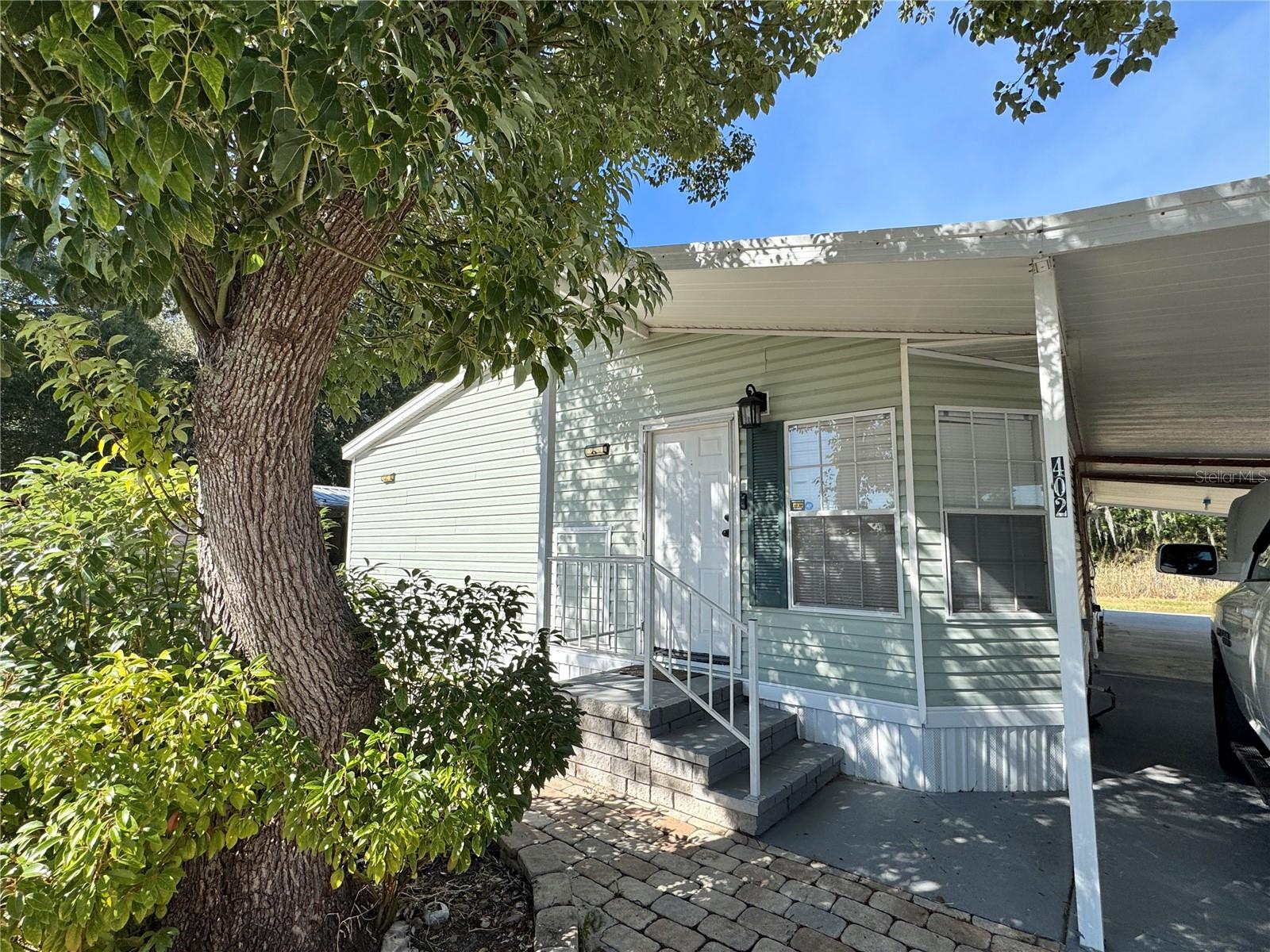 VILLAGE-LAKELAND - Residential