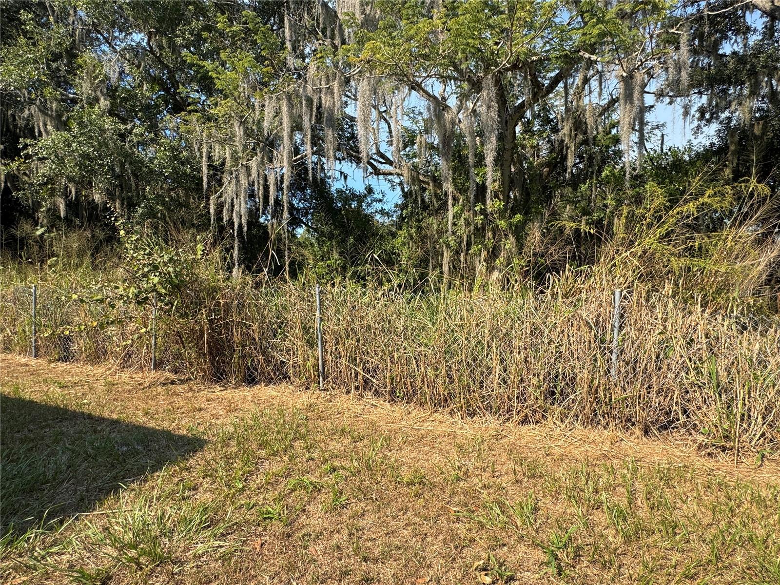 VILLAGE-LAKELAND - Residential