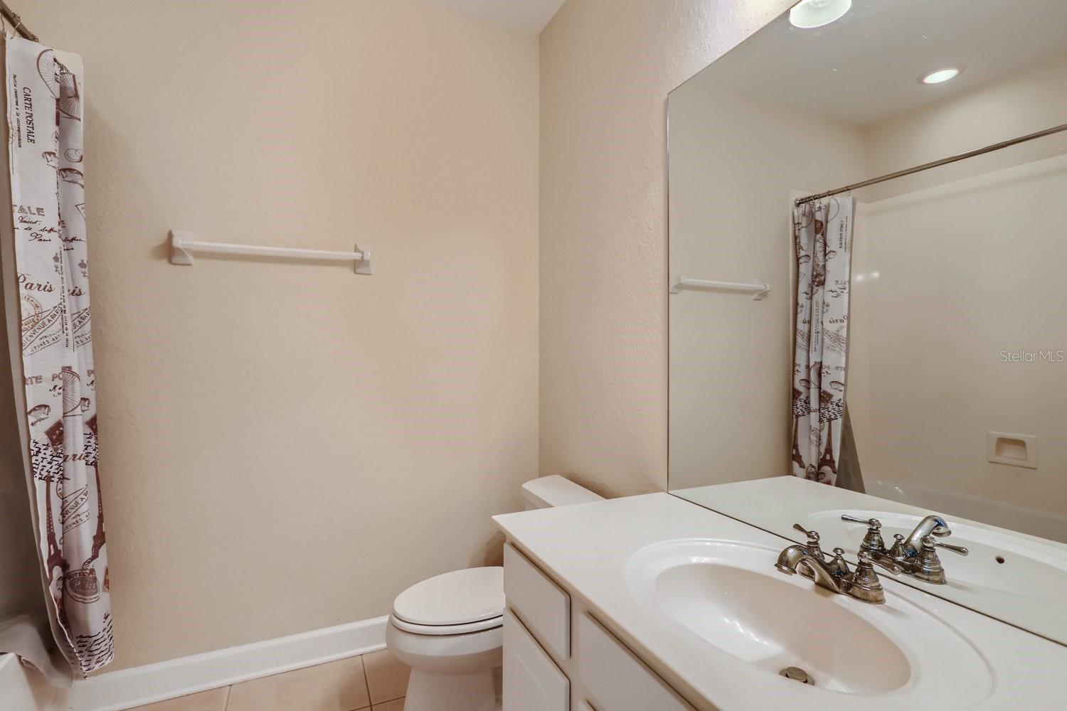 MANDALAY AT BELLA TRAE P15 - Residential Lease