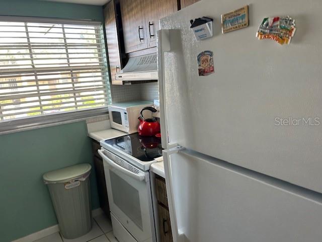 PENNWOOD MANOR - Residential Lease