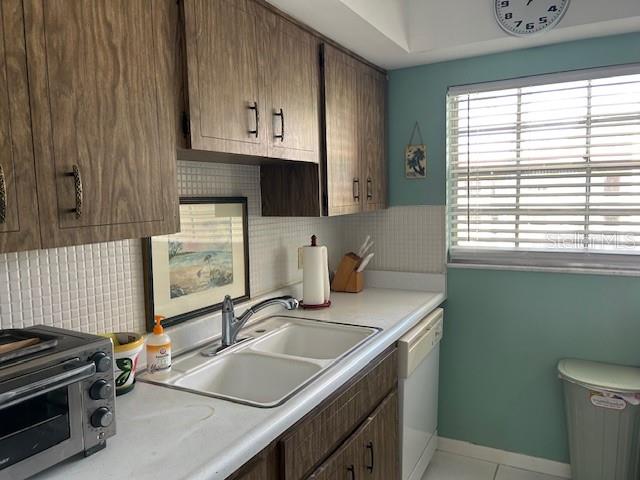 PENNWOOD MANOR - Residential Lease