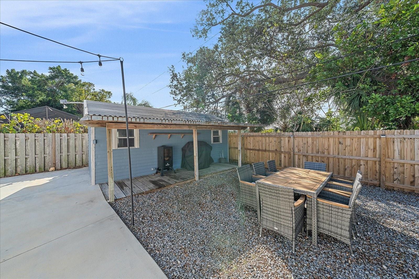 TUXEDO PARK - Residential