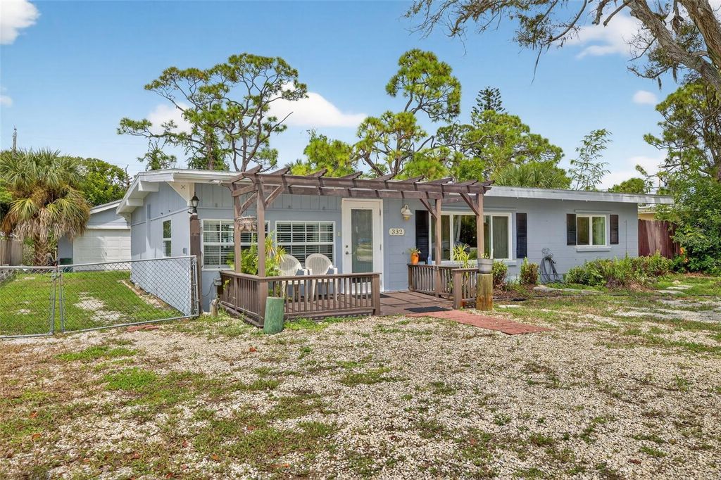 Photo of 332 E Langsner Street, Englewood, FL 34223 (MLS # A4665000)