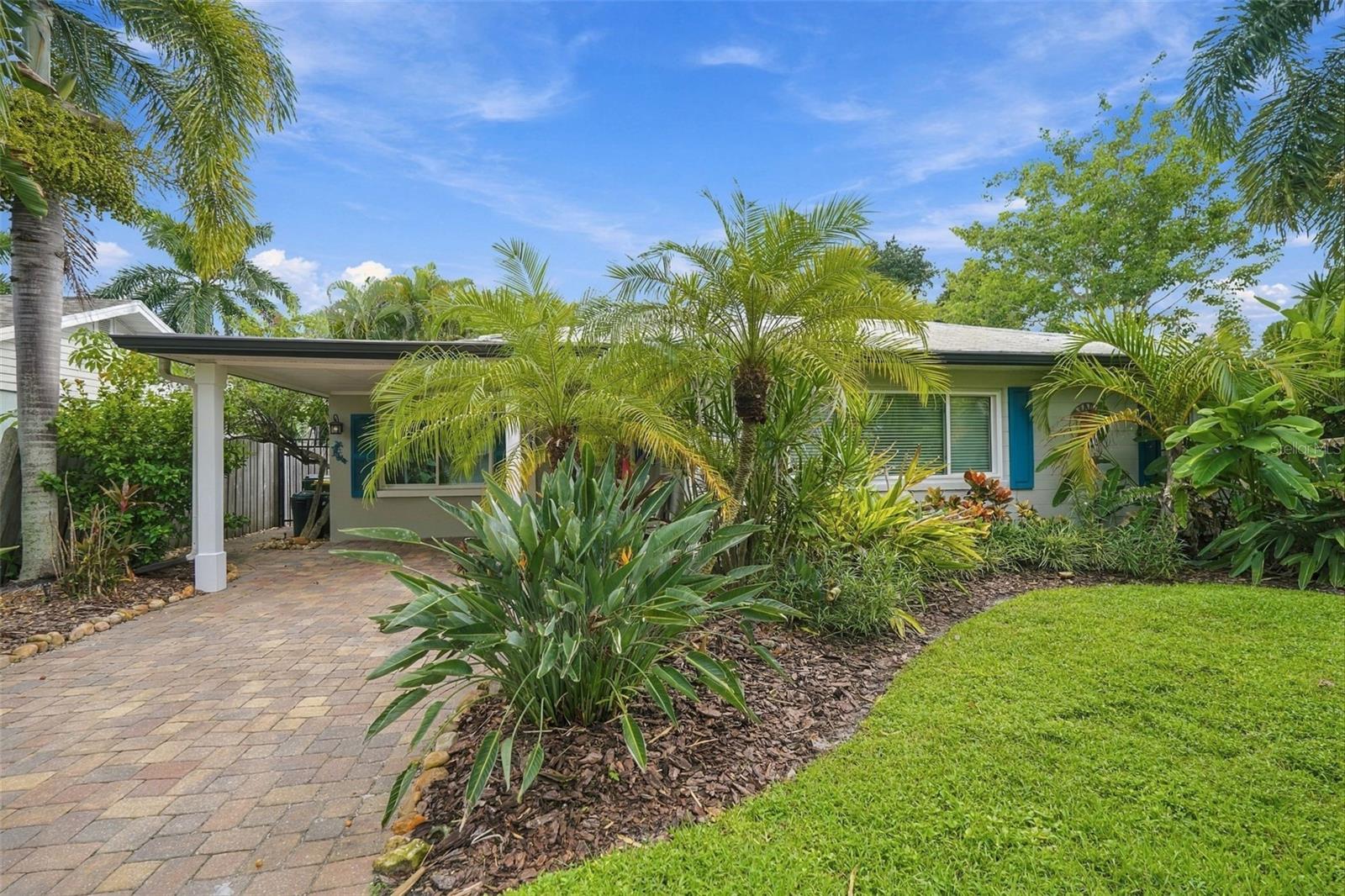2174 BOUGAINVILLEA STREET, SARASOTA, FL, 34239 1 2174 BOUGAINVILLEA STREET
