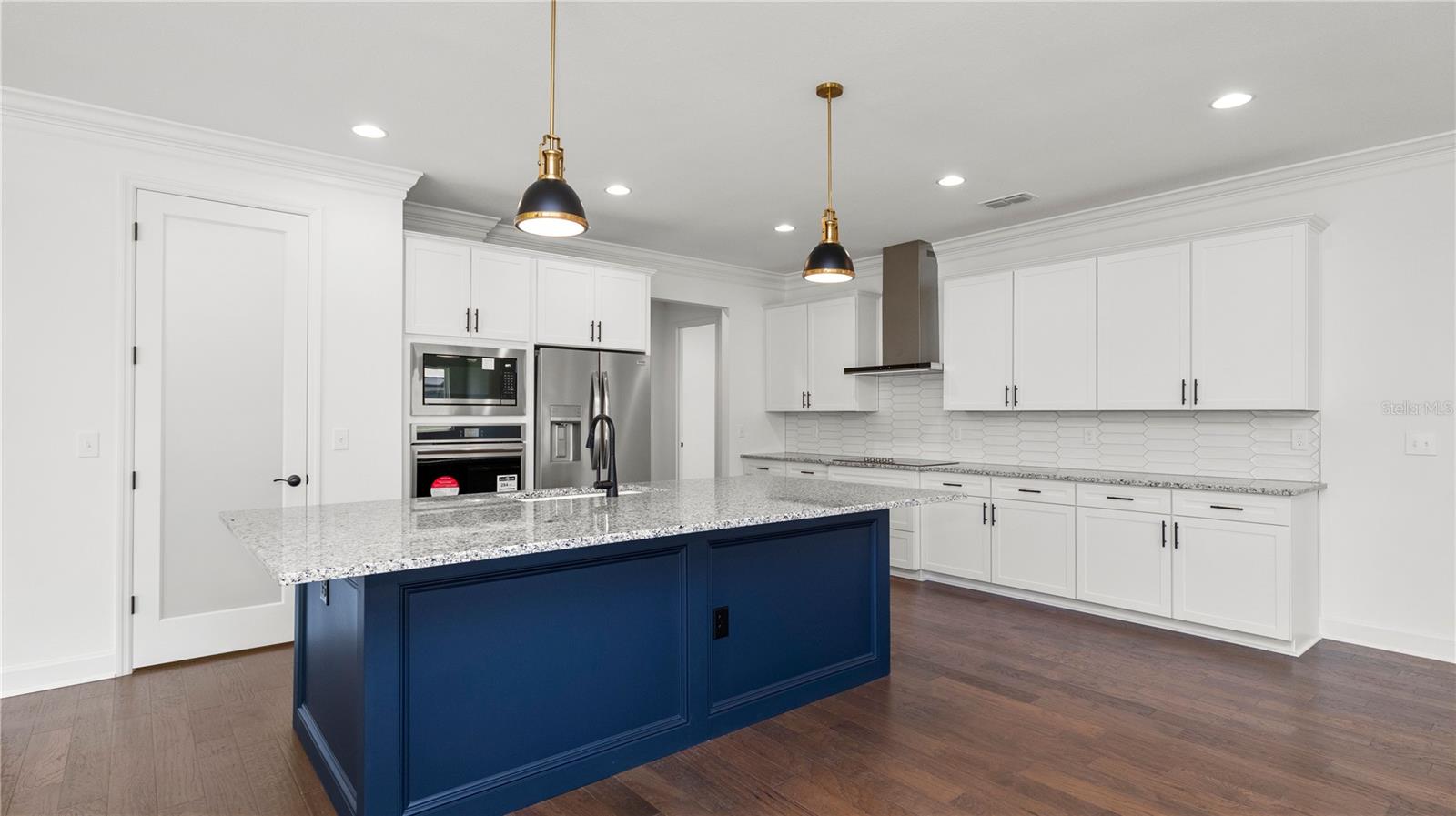 CLIFFSIDE LAKES SUB - Residential