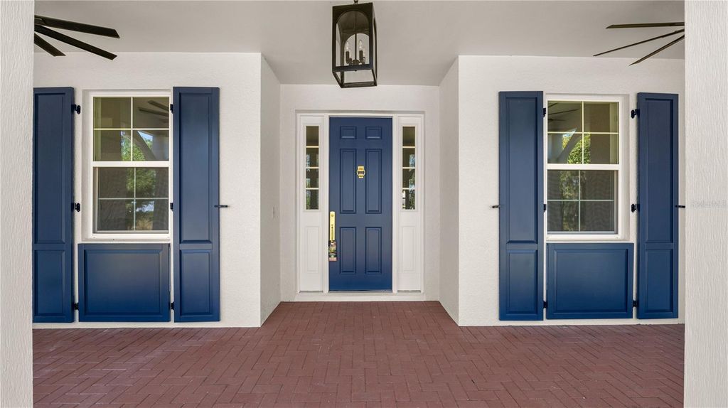 Photo of 2561 Rogers Road, Lakeland, FL 33812 (MLS # R4910925)