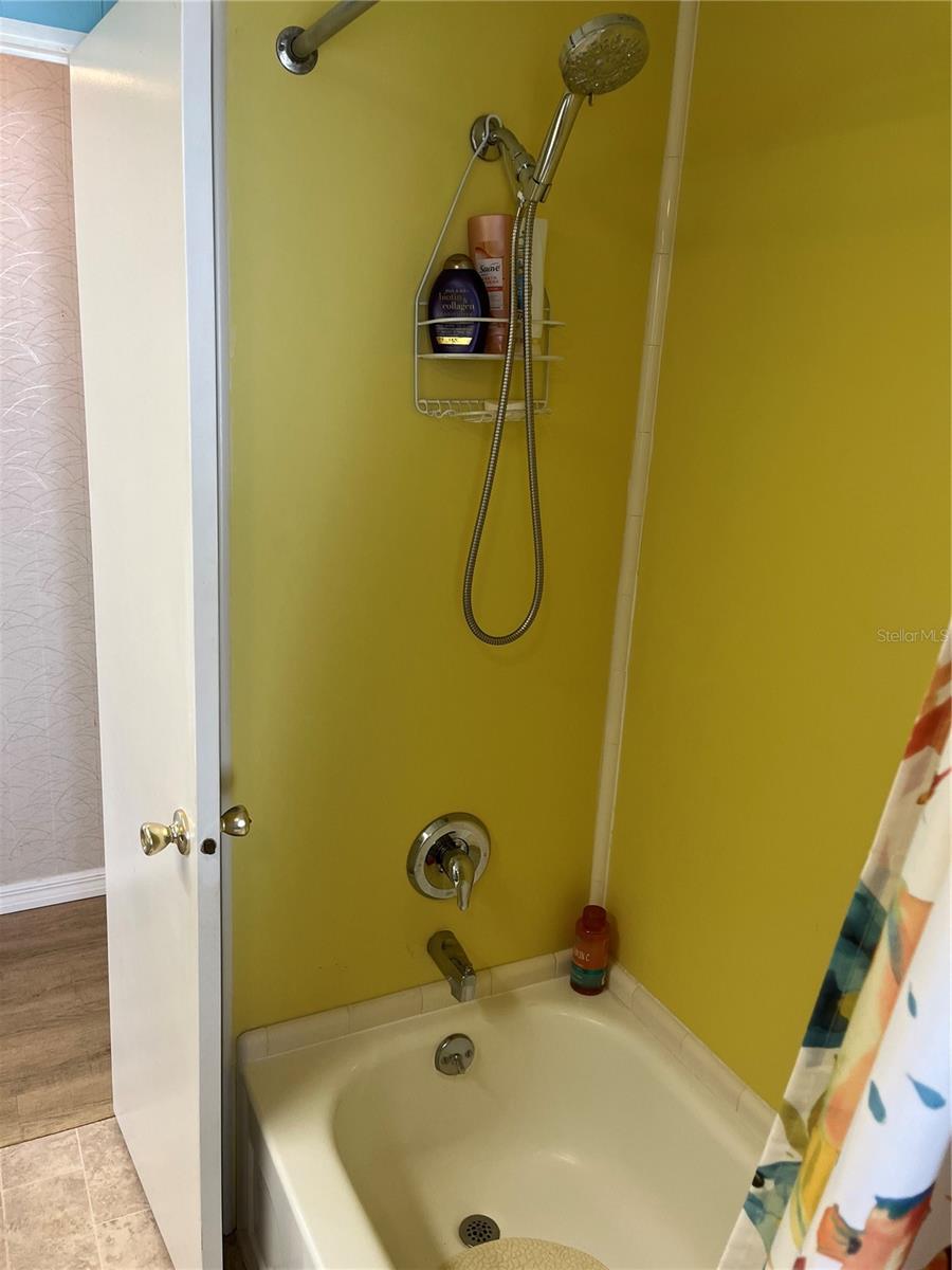 VENICE ISLE - Residential