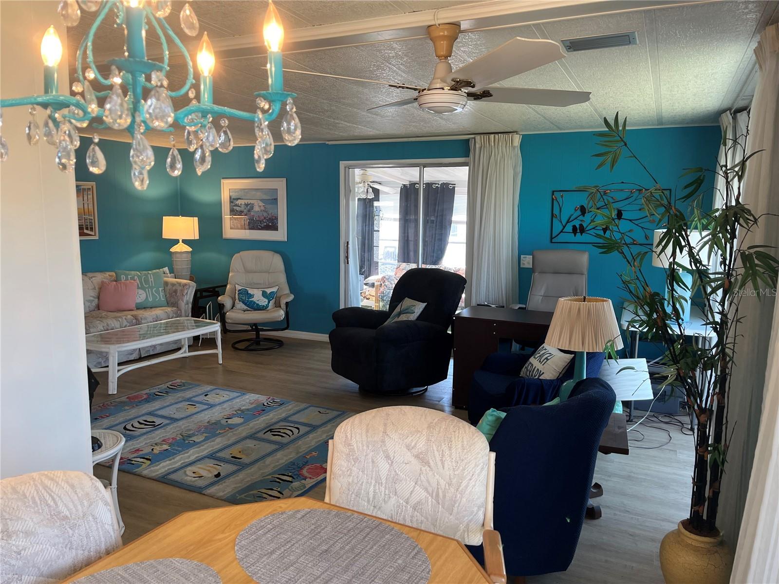 VENICE ISLE - Residential