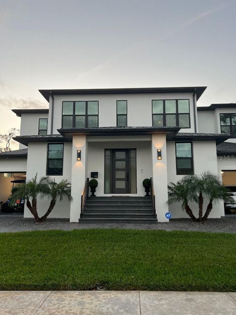 Photo of 790 Cordova Boulevard NE, St Petersburg, FL 33704 (MLS # TB8467834)