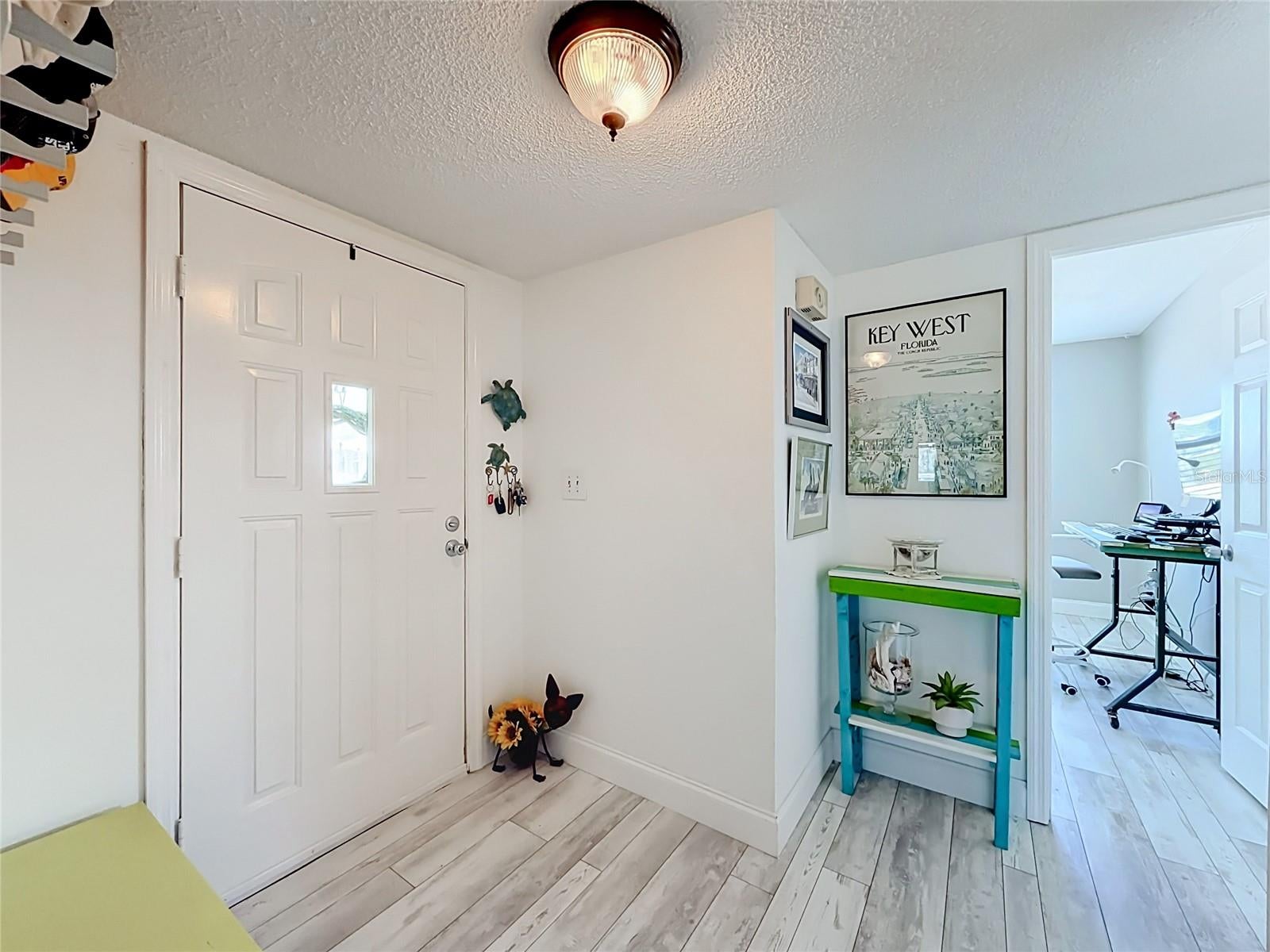 4046 FLORAMAR TERRACE