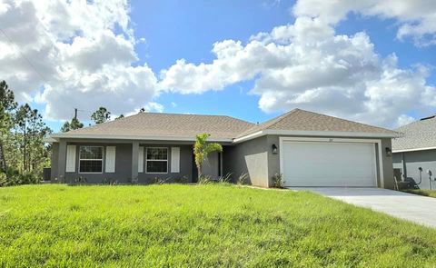 A home in PORT CHARLOTTE