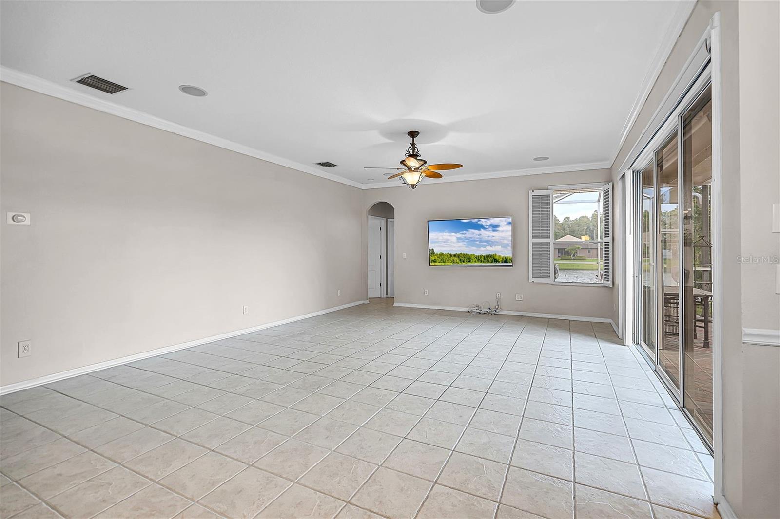 IVY LAKE ESTATES - Residential