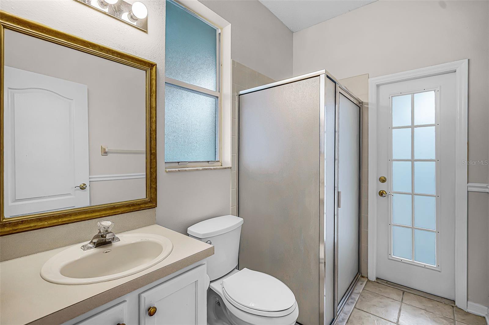 IVY LAKE ESTATES - Residential