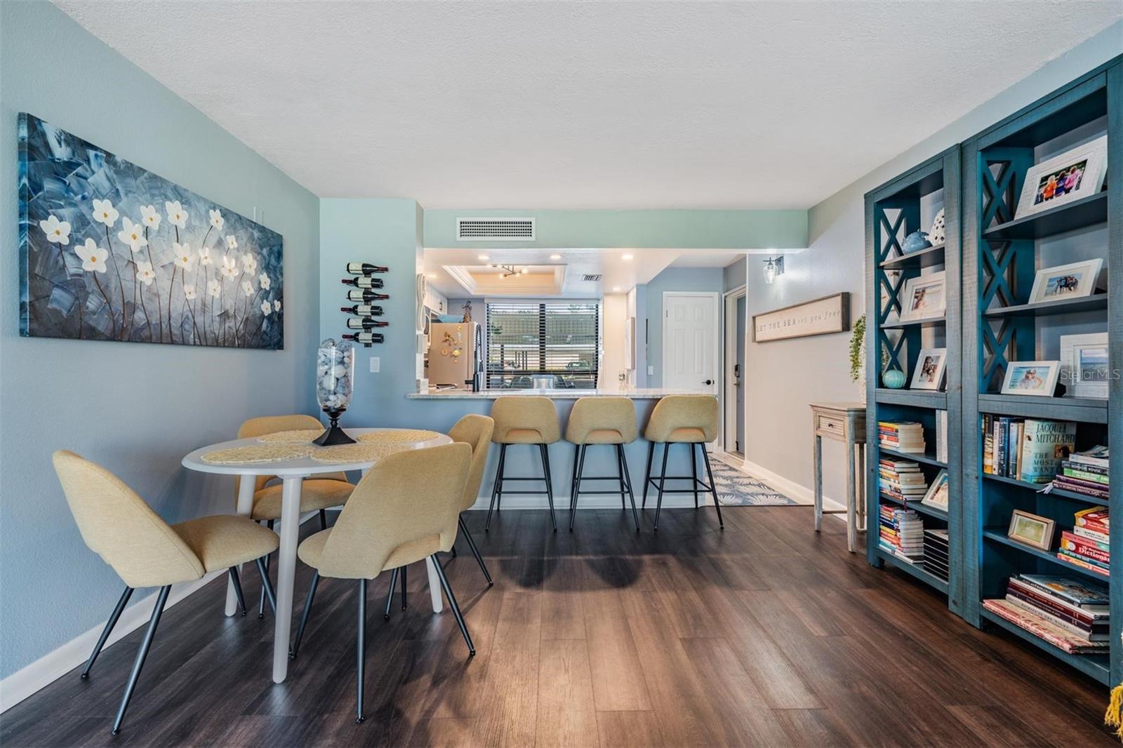 COVE CAY 26-20 VILLAGE II - Residential