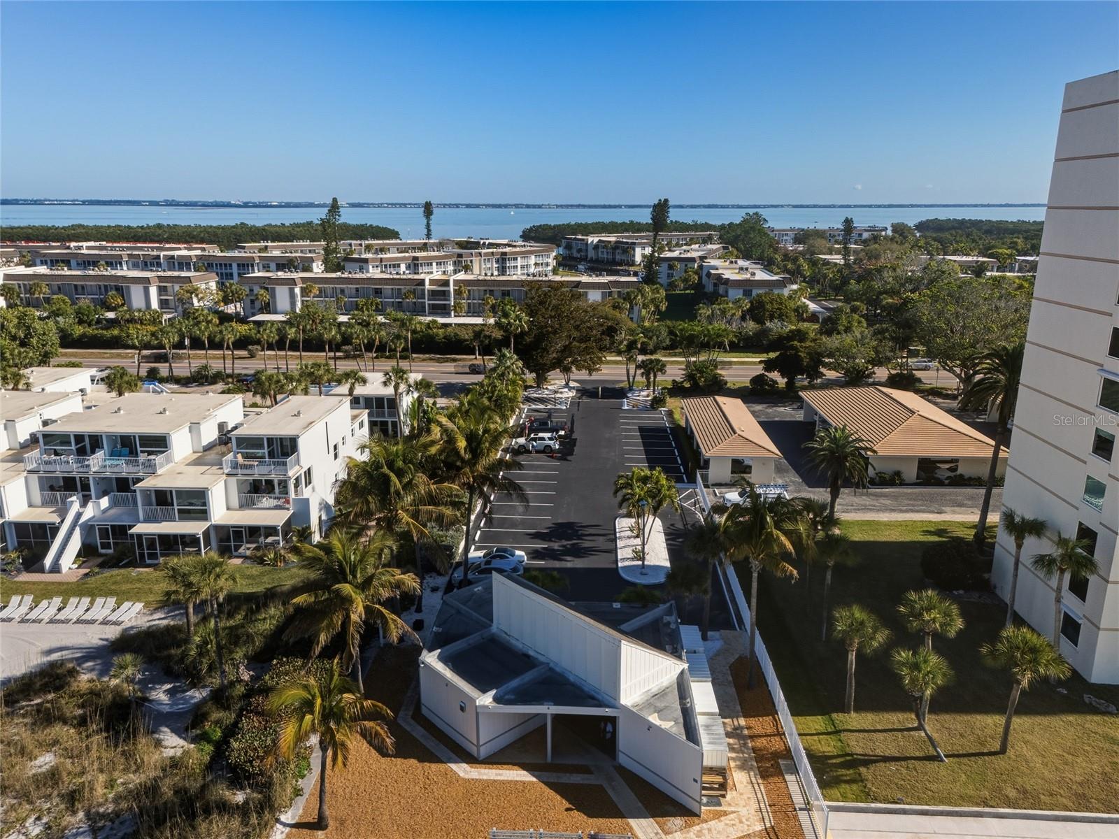 LONGBOAT HARBOUR - Residential