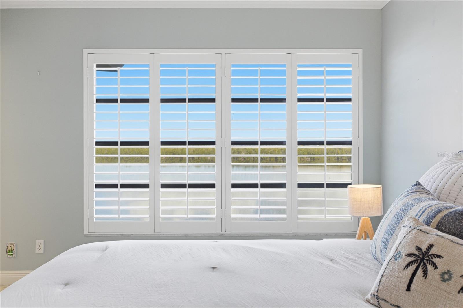 LONGBOAT HARBOUR - Residential