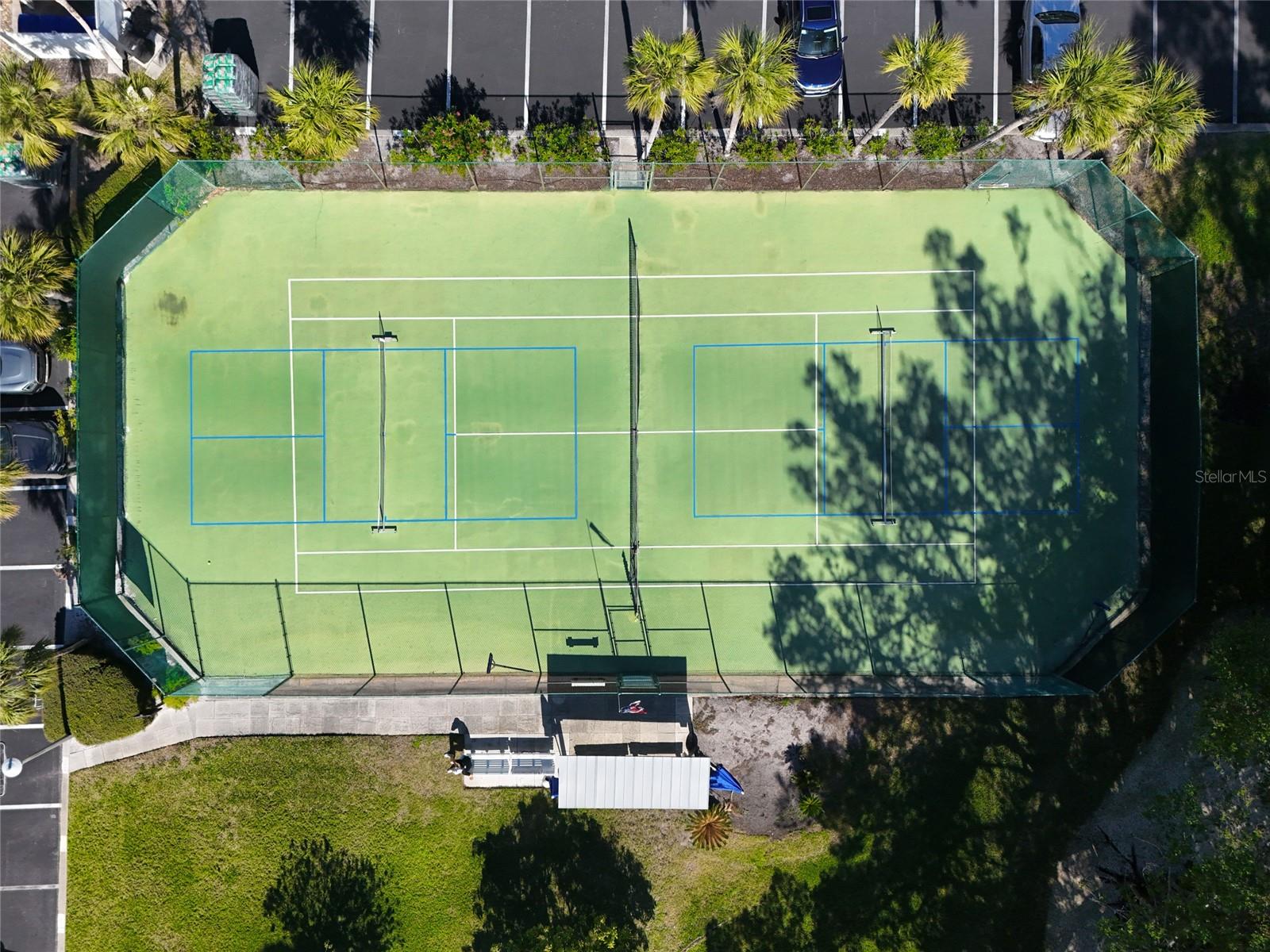 LONGBOAT HARBOUR - Residential