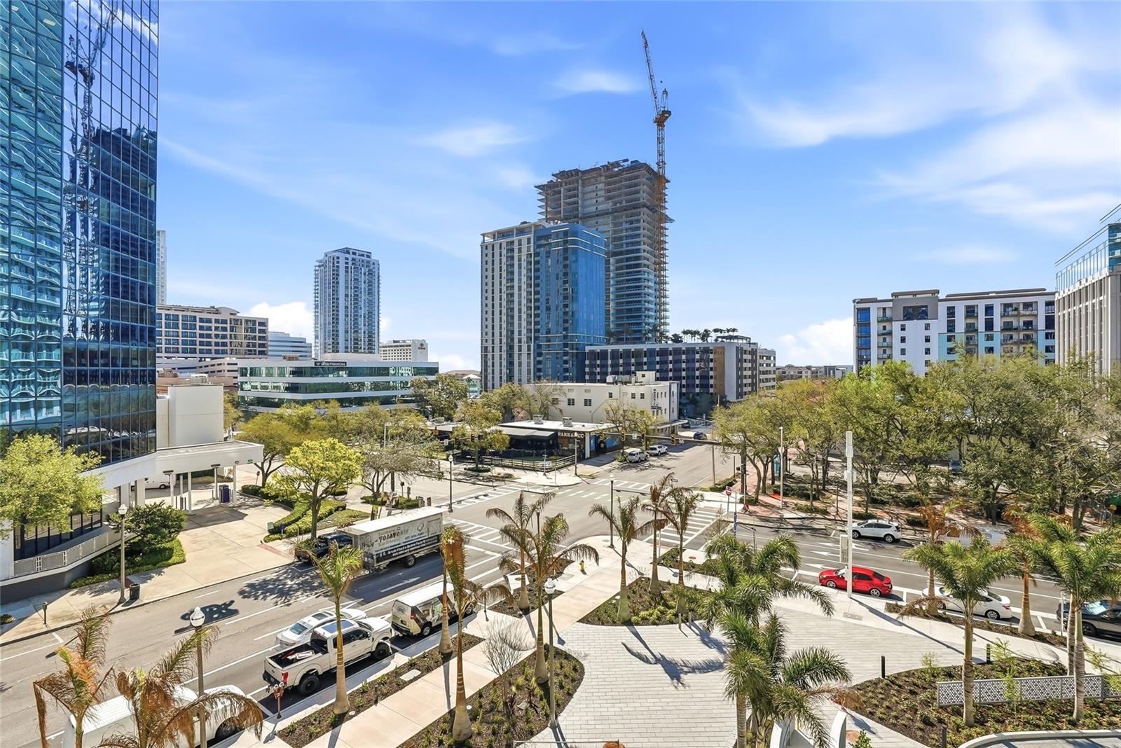 400 CENTRAL - Residential