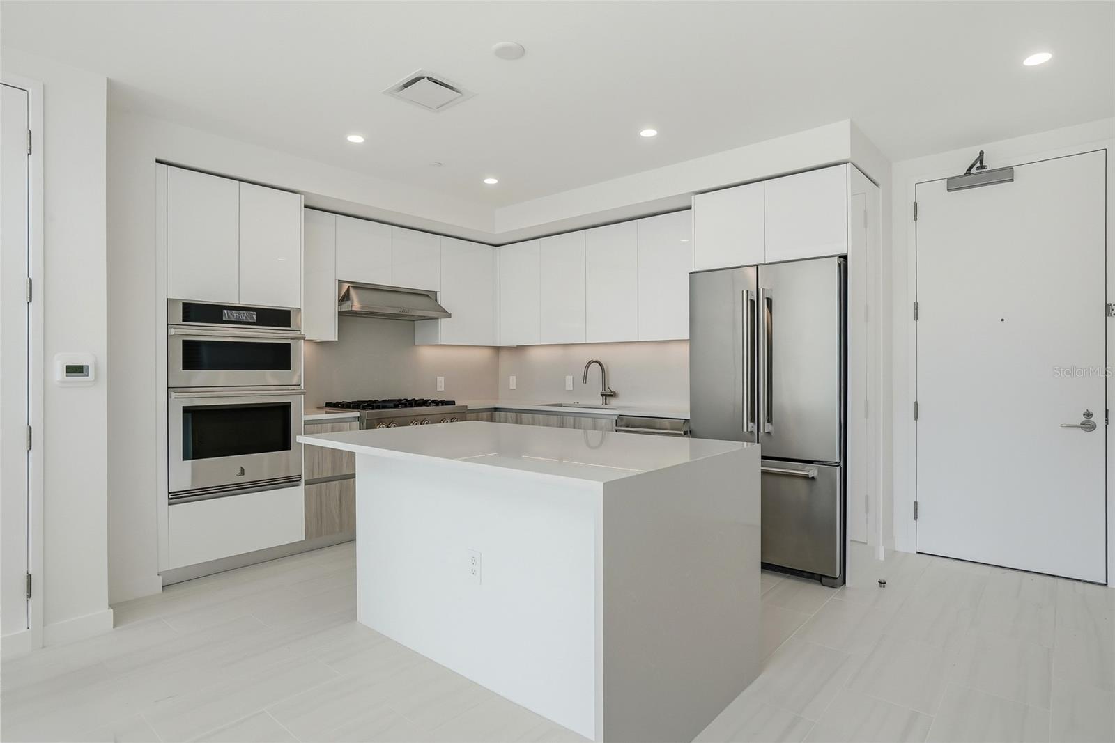 400 CENTRAL - Residential