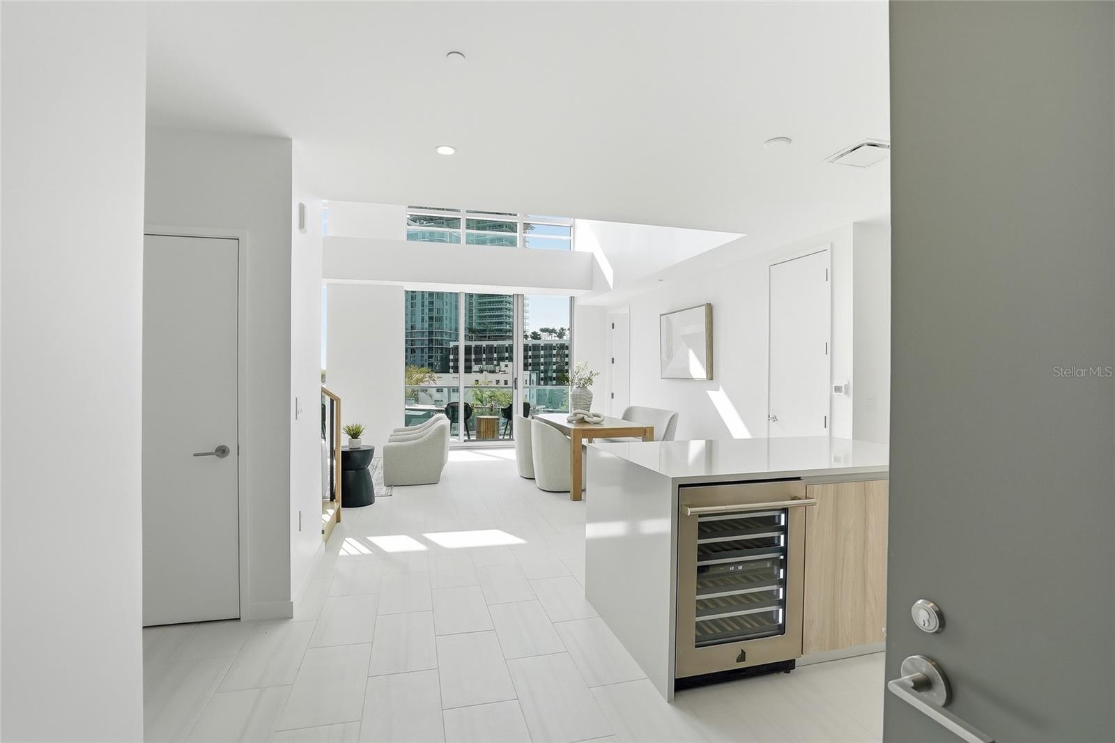 400 CENTRAL - Residential