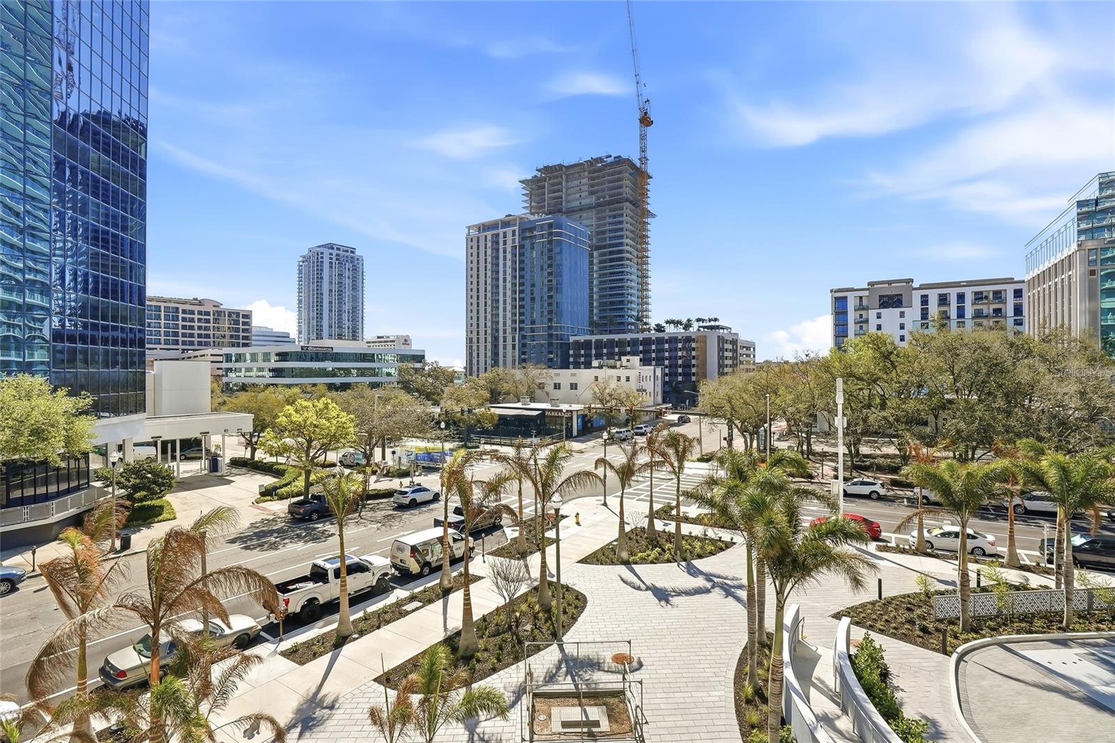 400 CENTRAL - Residential