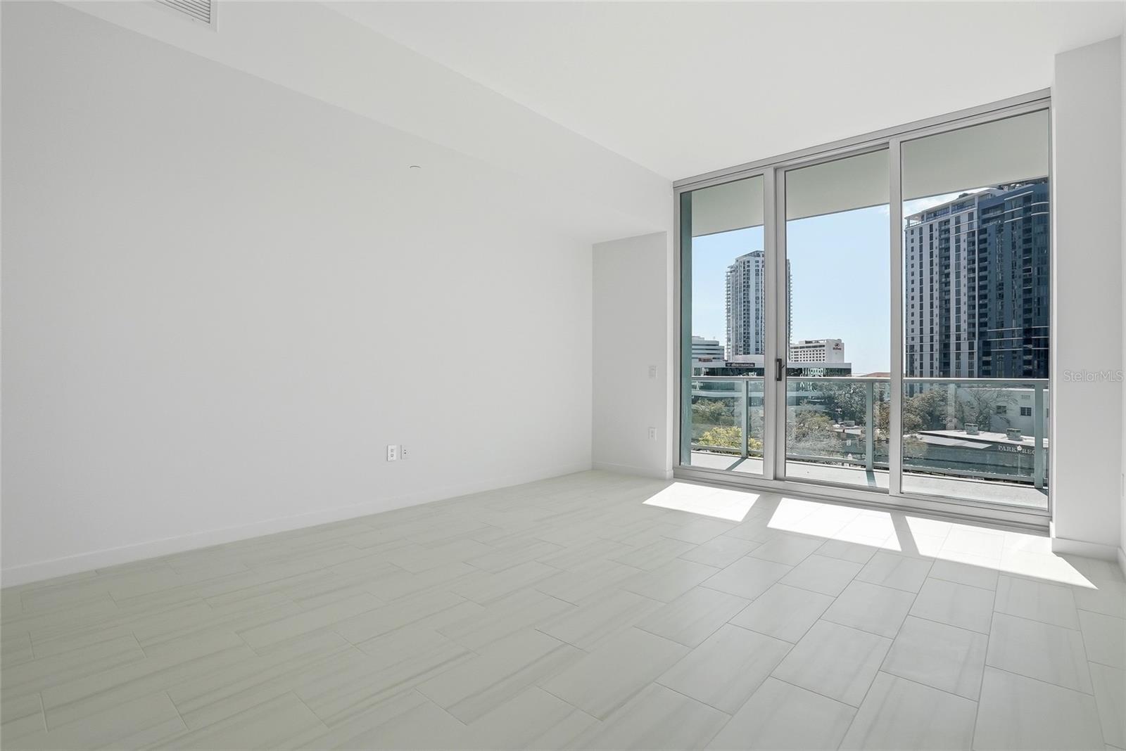 400 CENTRAL - Residential