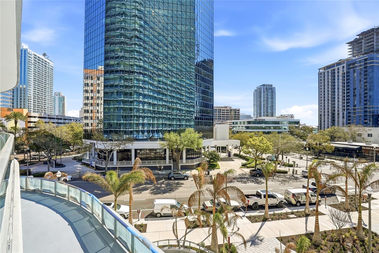 400 CENTRAL - Residential