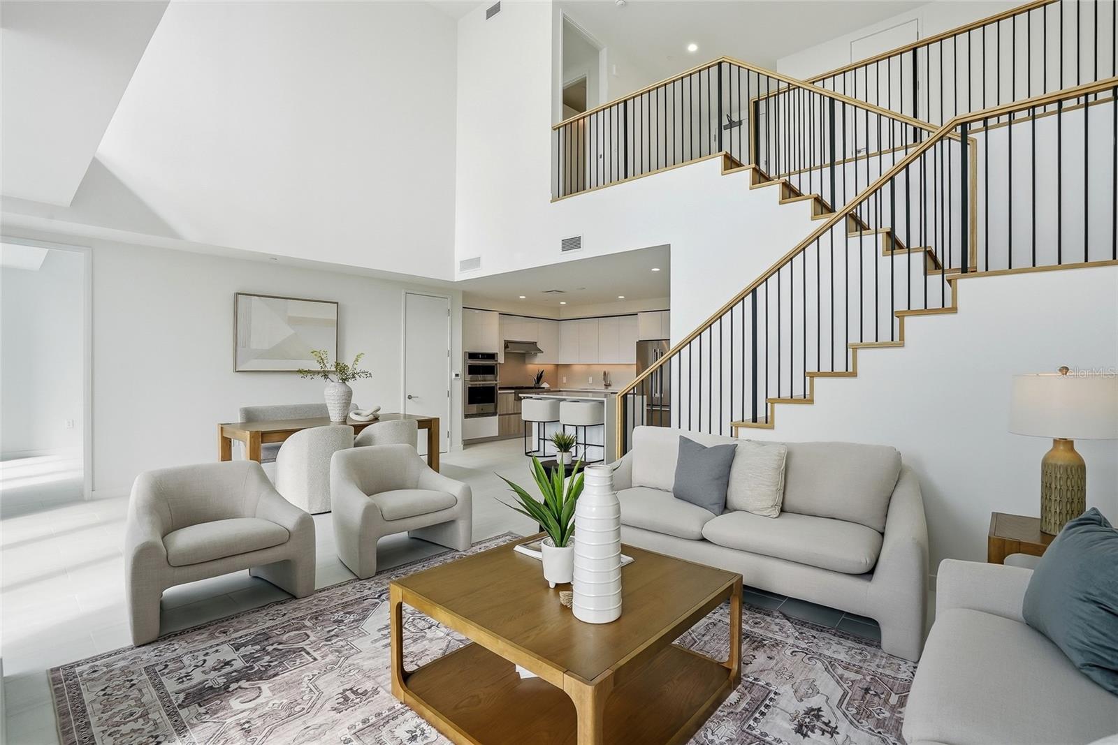 400 CENTRAL - Residential