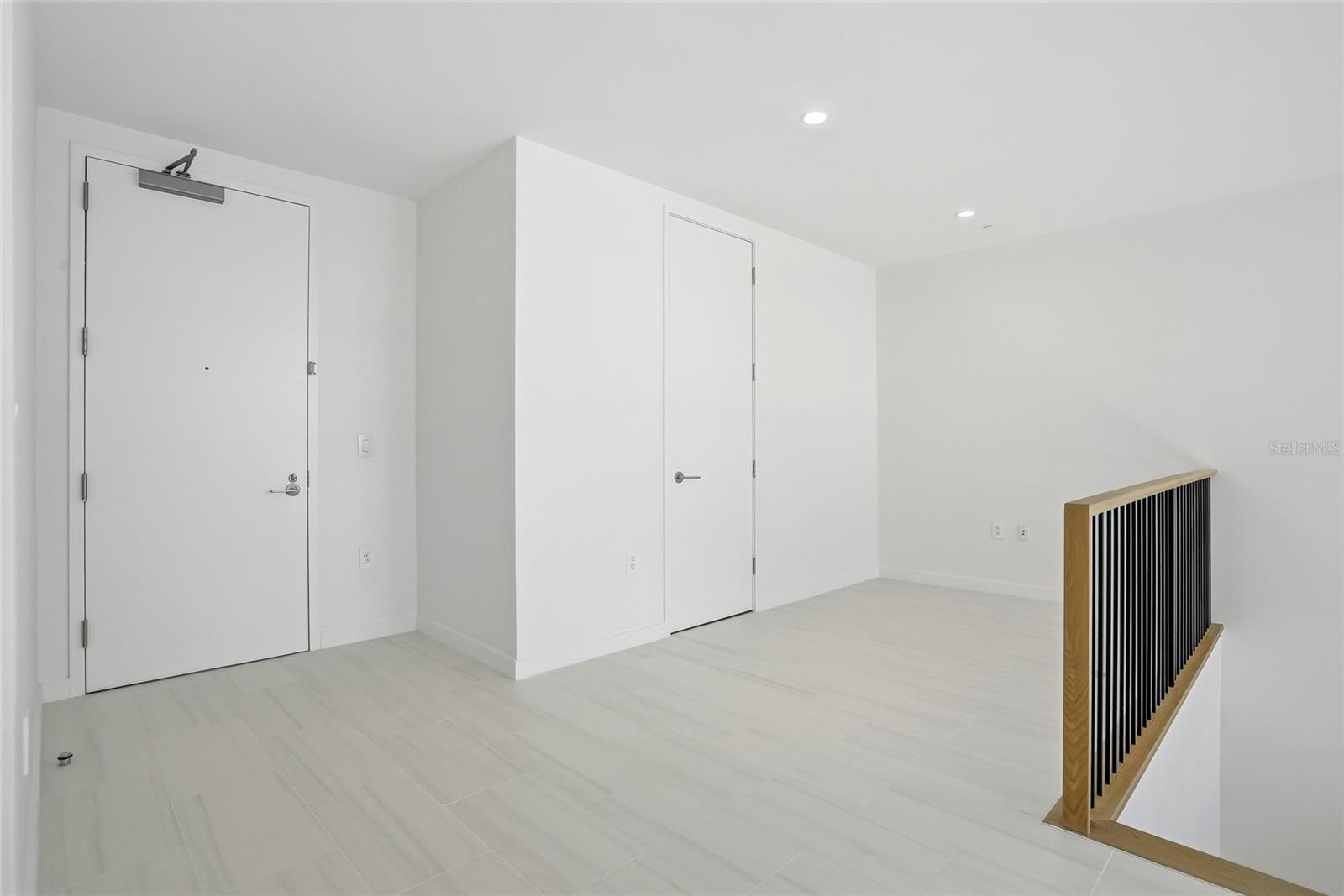 400 CENTRAL - Residential