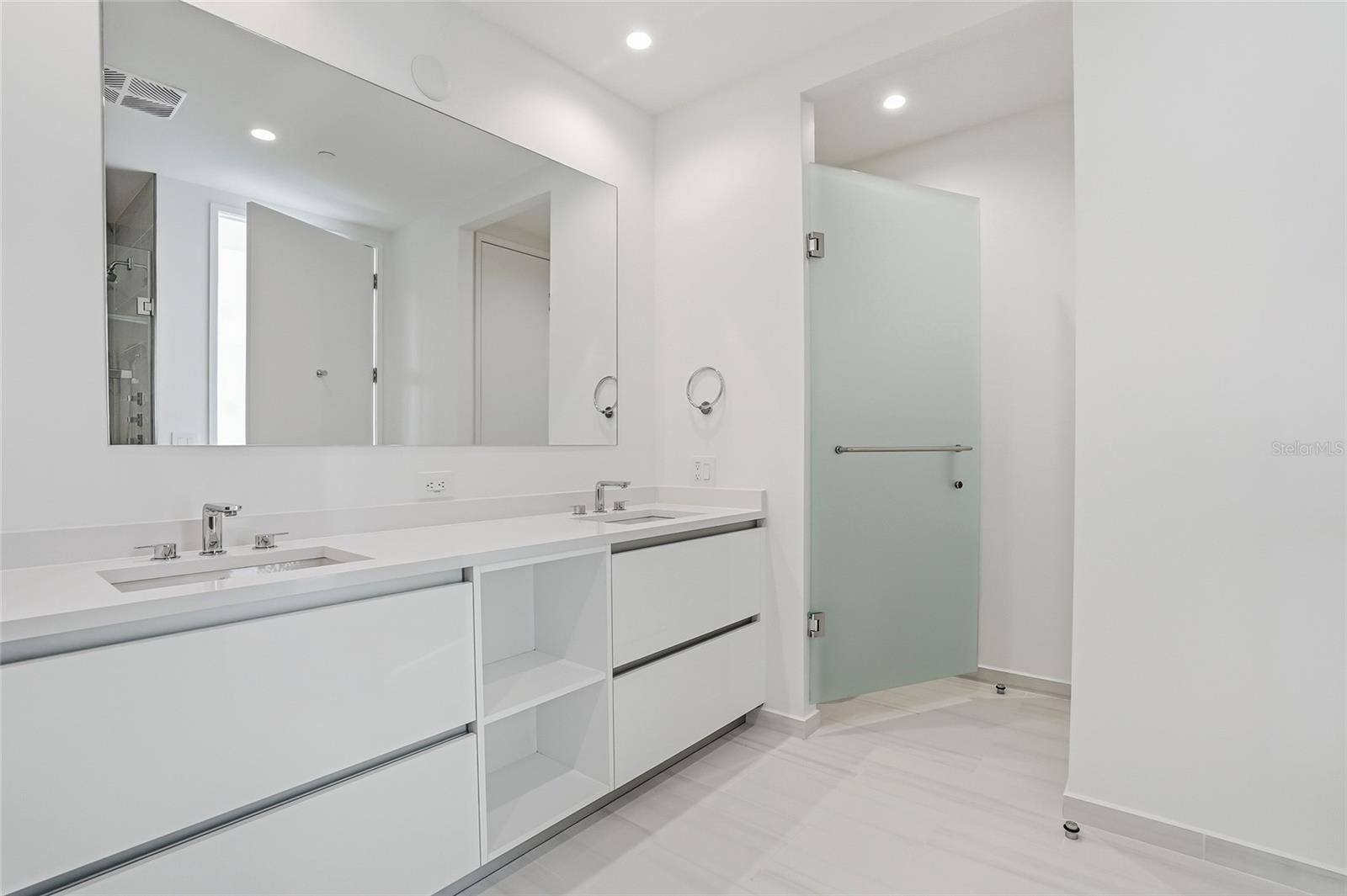 400 CENTRAL - Residential