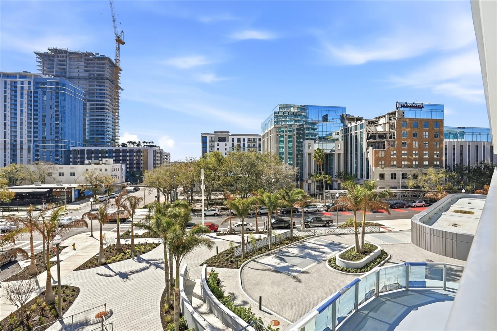 400 CENTRAL - Residential