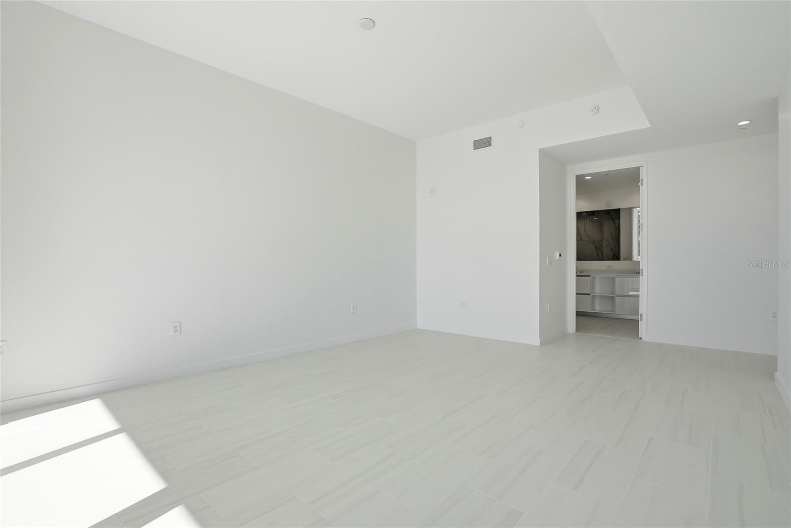 400 CENTRAL - Residential