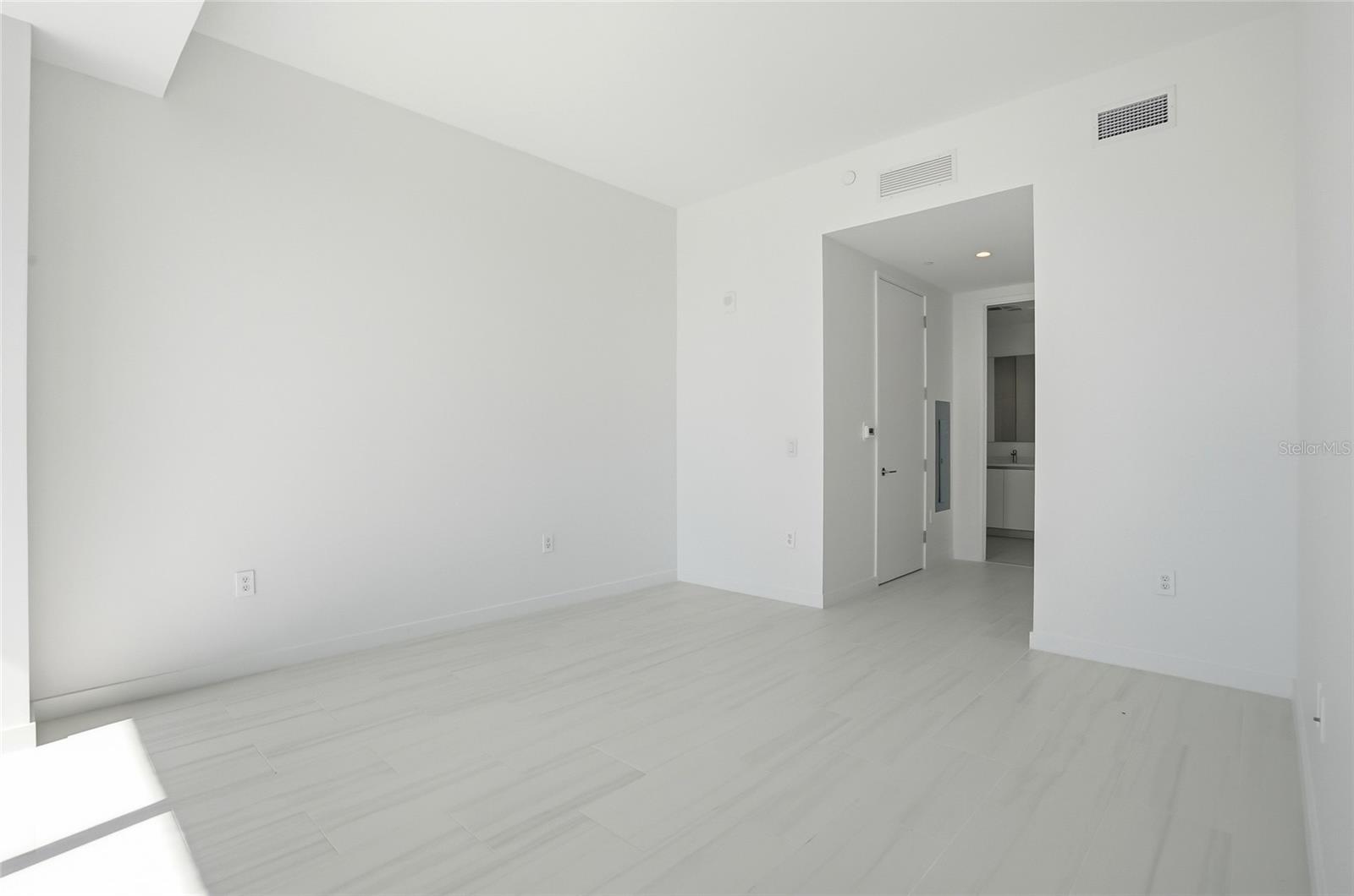 400 CENTRAL - Residential