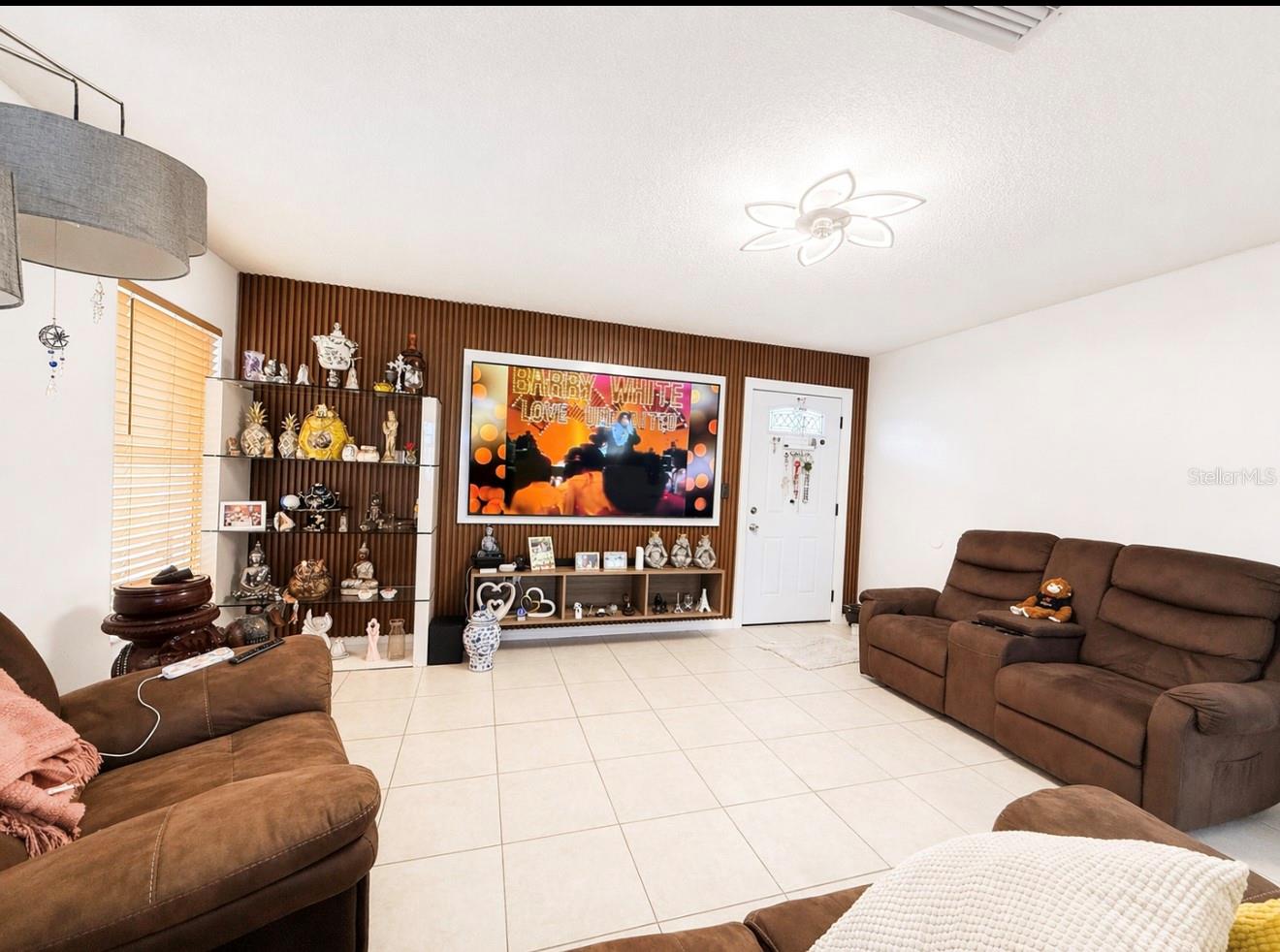 MARION OAKS UN 02 - Residential