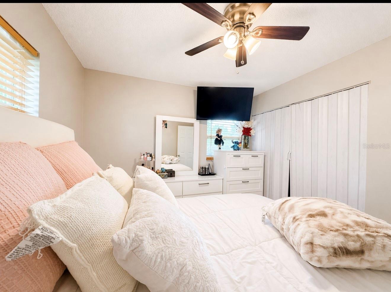 MARION OAKS UN 02 - Residential