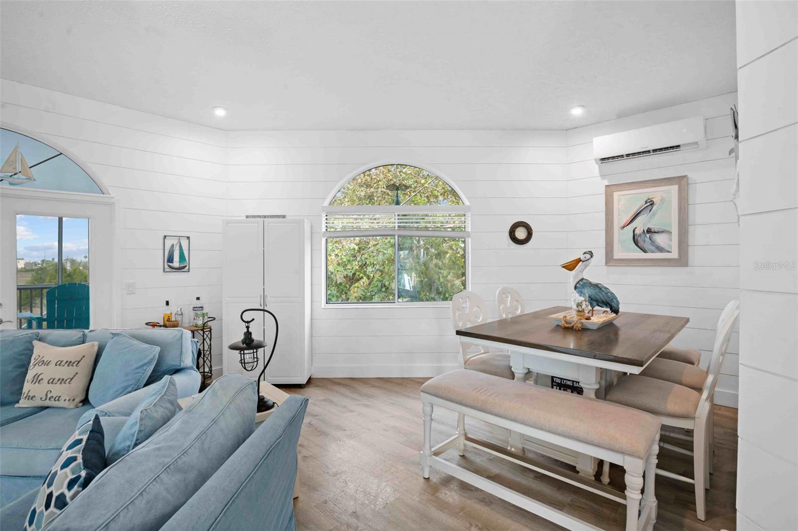 HERNANDO BEACH - Residential