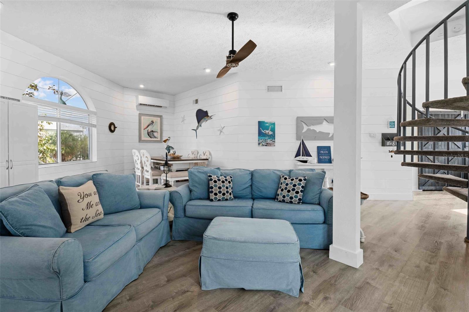 HERNANDO BEACH - Residential