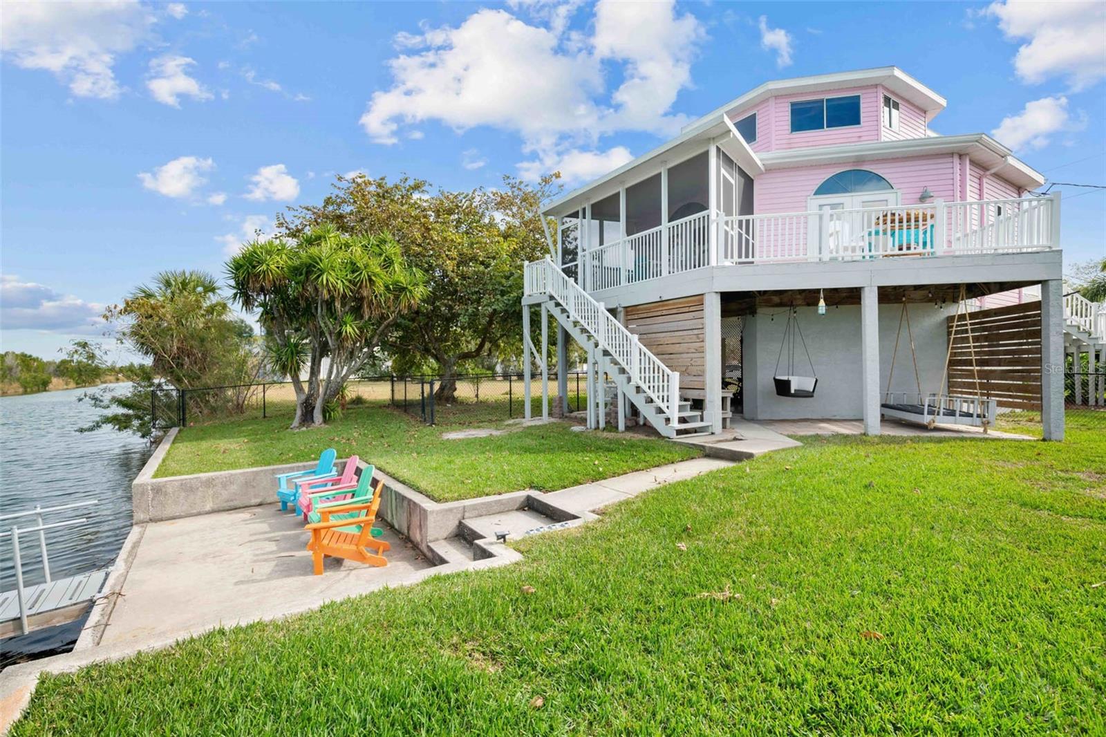 HERNANDO BEACH - Residential