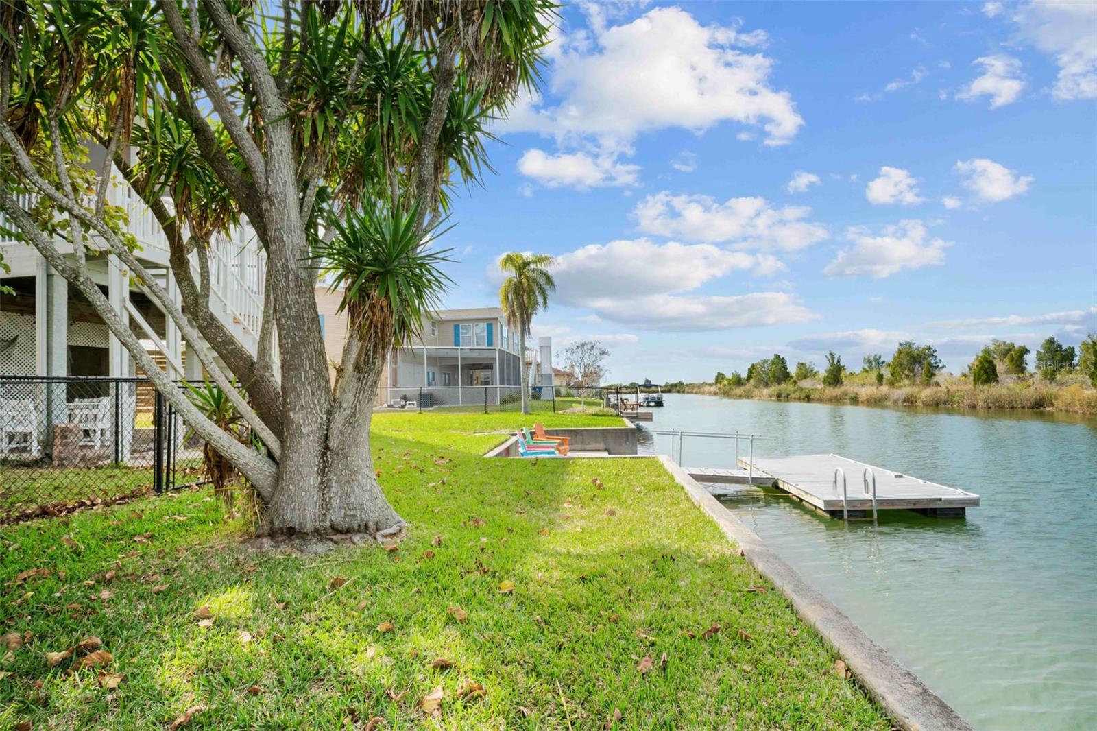 HERNANDO BEACH - Residential