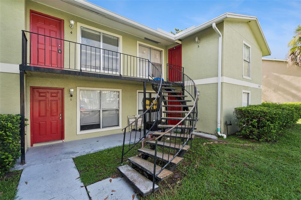 Photo of 1847 Caralee Boulevard #4, Orlando, FL 32822 (MLS # O6417201)