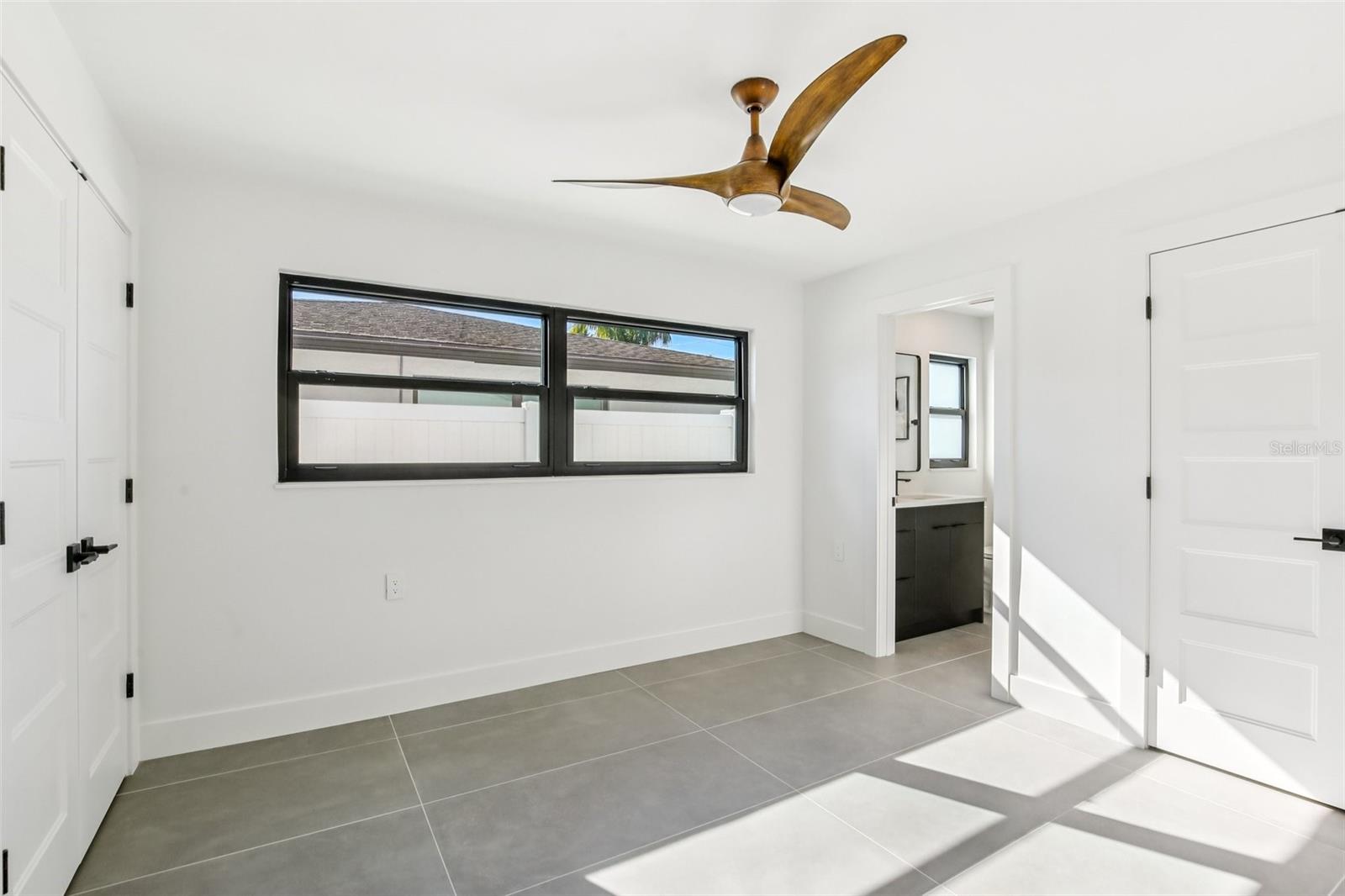 CAPRI ISLE SUB - Residential