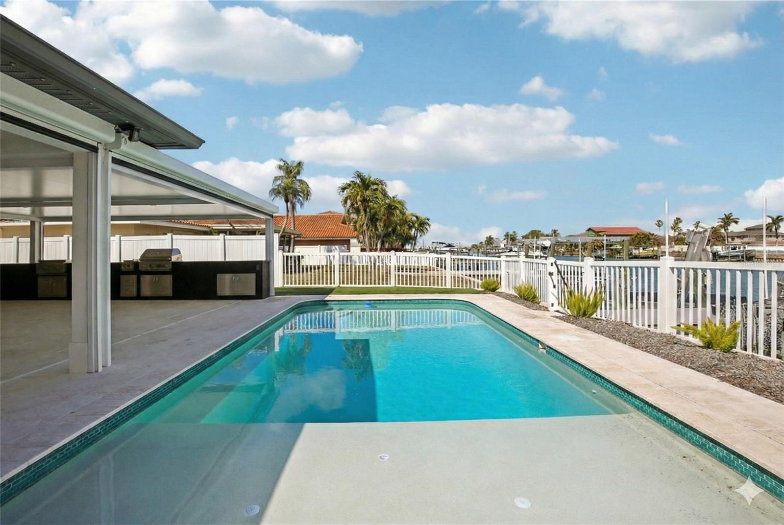 CAPRI ISLE SUB - Residential